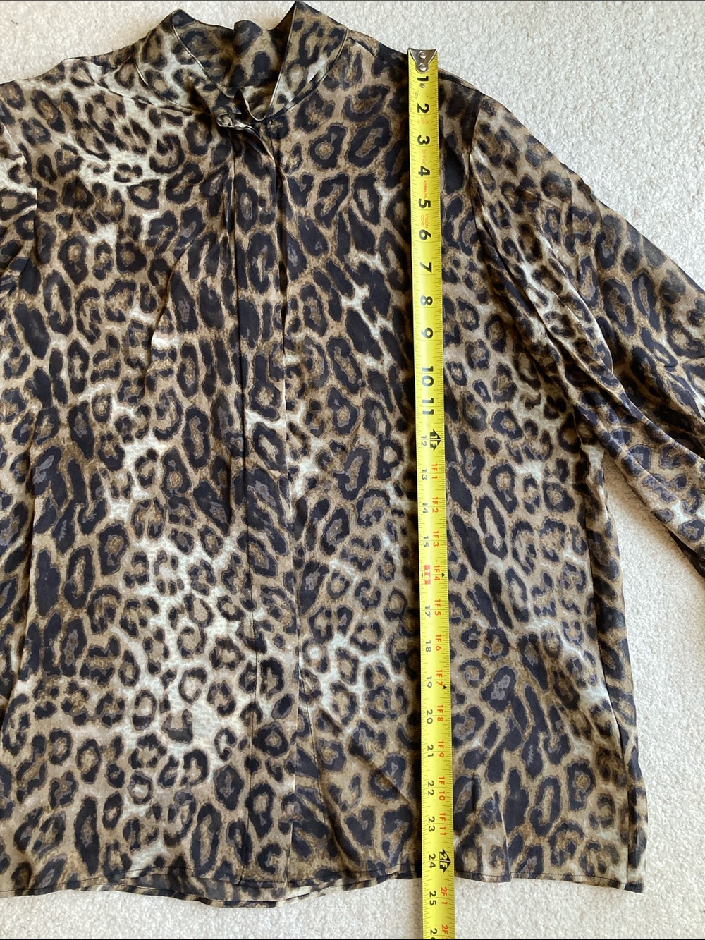 Nili Lotan evelyn blouse in leopard print - Picture 11 of 15